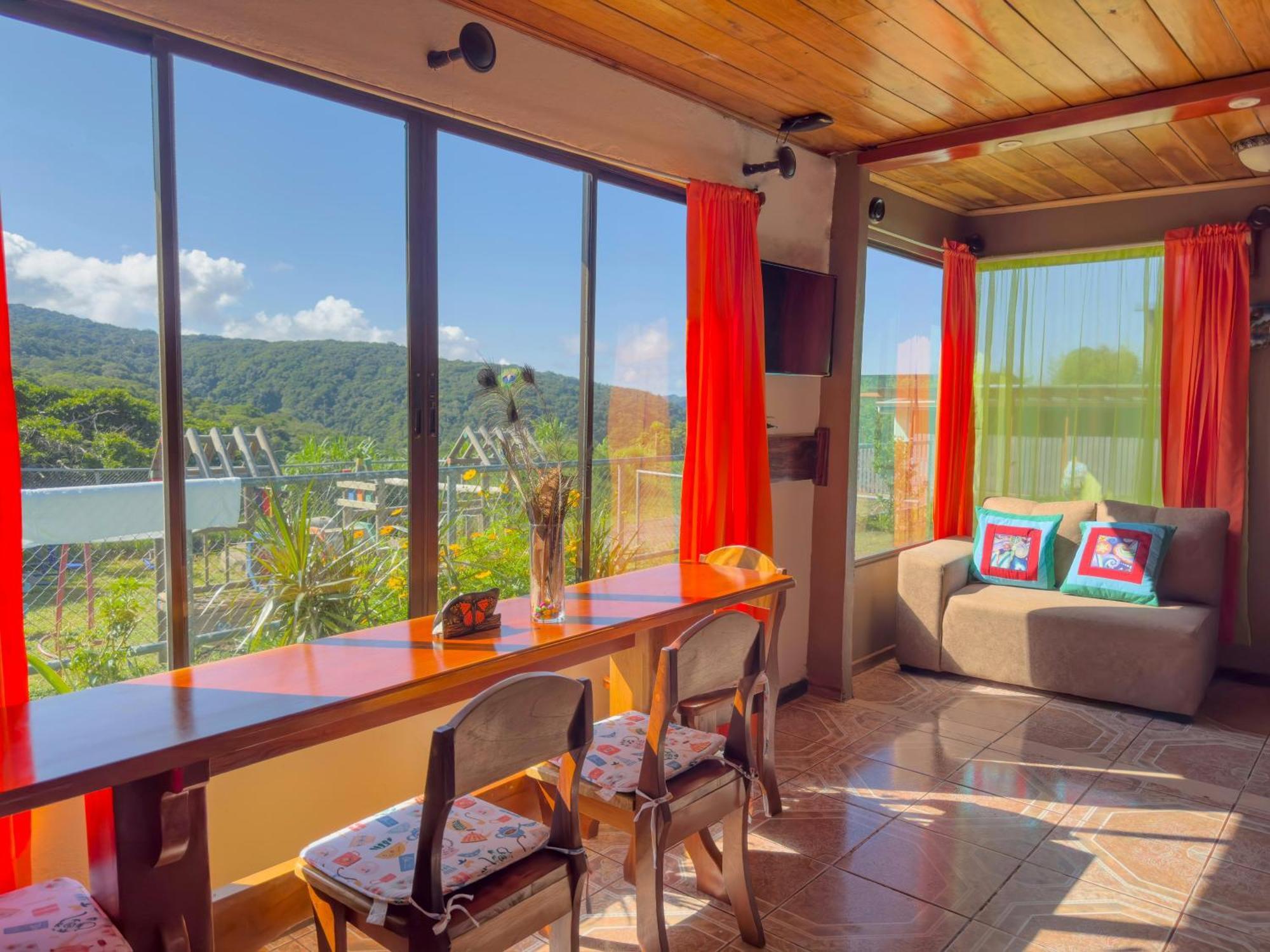 Lidia'S Mountain View Vacation Homes Monteverde Bagian luar foto